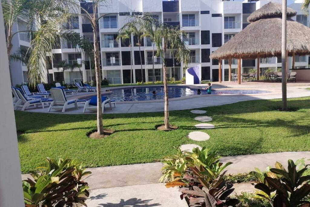 Departamento De Lujo En Manzanillo, Planta Baja Frente A La Alberca Apartment Exterior foto